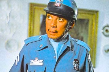 El patrullero 777 (1978) Cantinflas, Ana Bertha Lepe, Valeria Pani.  Película Completa