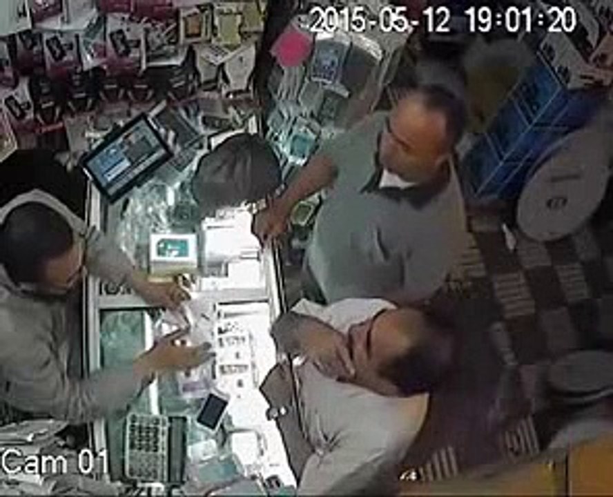 Tablet أغبى شفار بإنزكان سرق ديكور