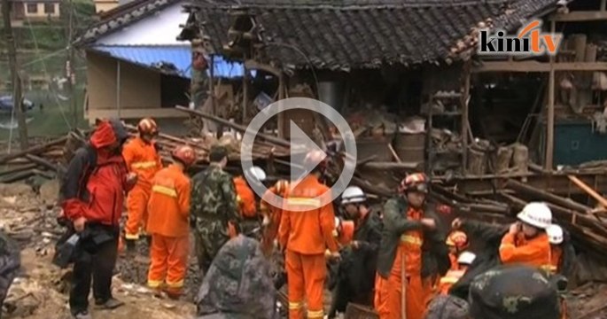 16 maut tanah runtuh di China