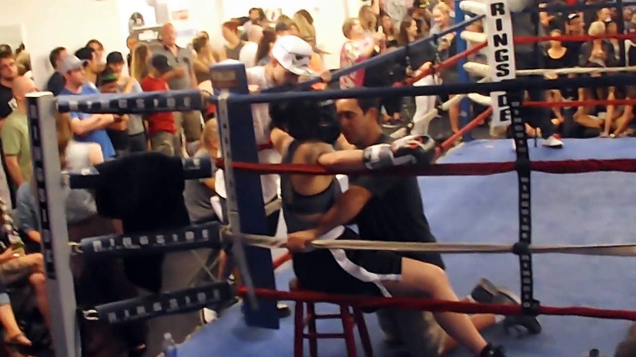 Aprons For Gloves fight 2015 | eastside boxing