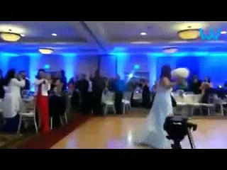 Funniest wedding fails ever - Video Dailymotion_兼容格式 MP4_320x240