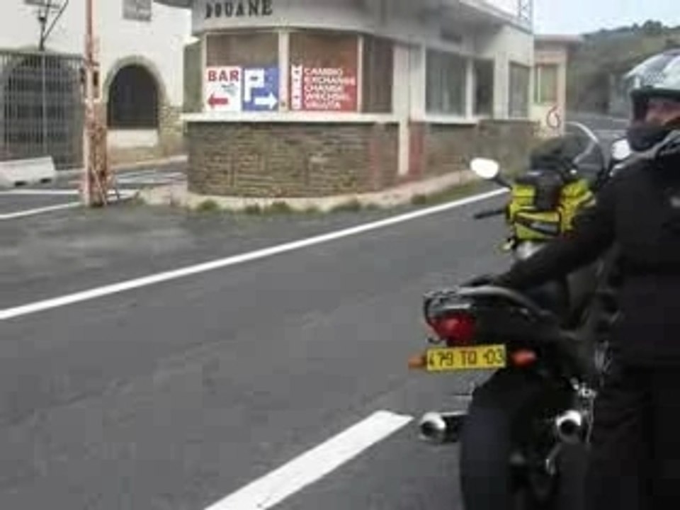 Les pyrénées 2007 en 900 TDM