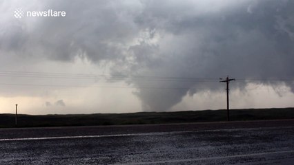 This is what a large cone tornado looks like
