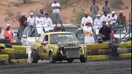 Mas quem é que se lembrou de colocar um motor 2JZ nesta "coisa"?