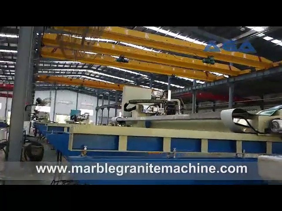 Bridge Saw Cutting Granite Marble Stones With Blade Tilting 45 Degree For Miter