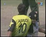 Cricket Fight!!! Shahid Afridi v Gautam Gambhir