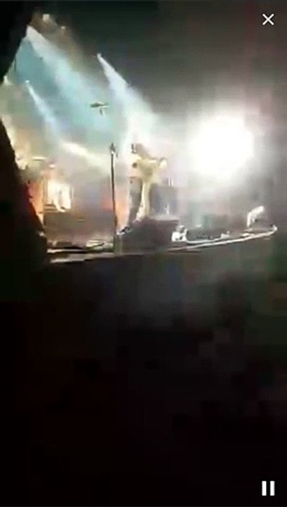 Eagles of Death Metal footage before attacks (Peri