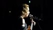 Madonna chante La Vie en Rose