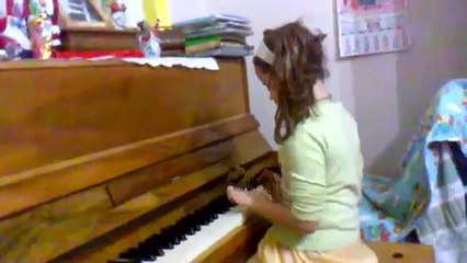 08012012 Valcer kerića, Tom i Džeri, Kazačok, Ptičica, Ukrajinska pesma, Uspavanka