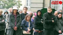 Rennes : minute de silence place de la mairie après les attentats de Paris