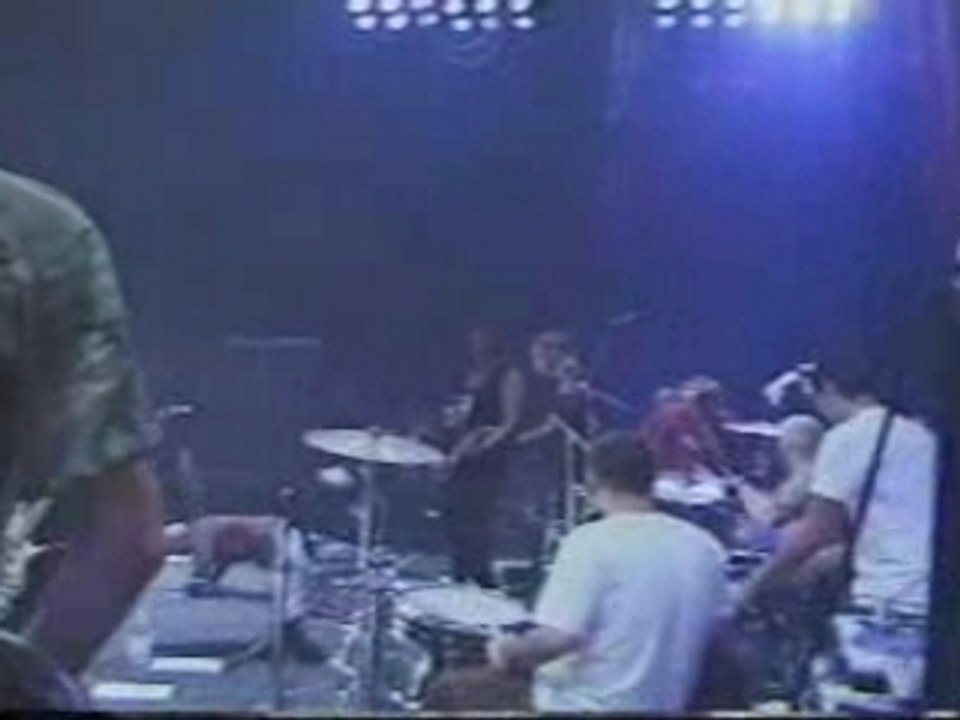 Korn & Limp Bizkit - All In The Family