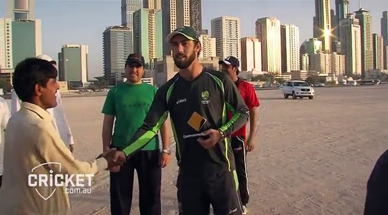 Maxwell playing with UAE locals!!