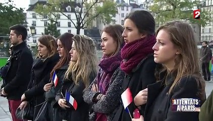 Attentats à Paris : le temps s'est figé ce lundi midi en France