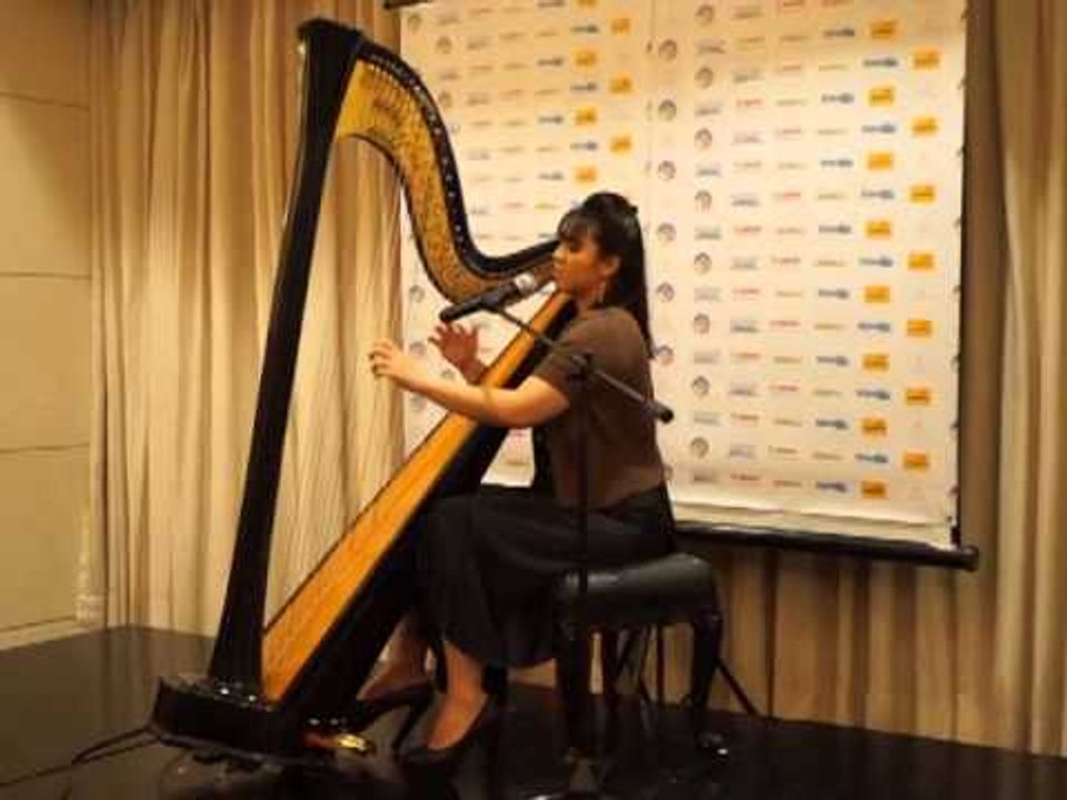 Noelle Cassandra Harp Angel 2