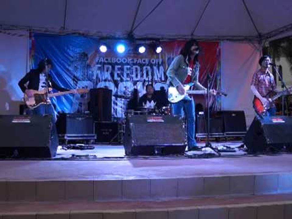 Join The Club Performs at the Gateway Park Araneta Center Part 1