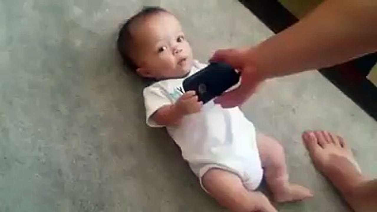Sympa ce bébé dance :D