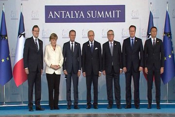 Minutos de silencio como muestra de apoyo a Francia