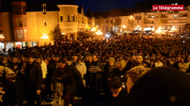 Dinan. 3.000 personnes rassemblées face à la terreur