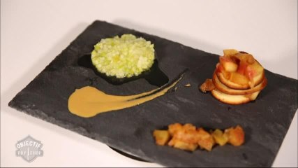 Granité aux pommes, sauce caramel au beurre salé