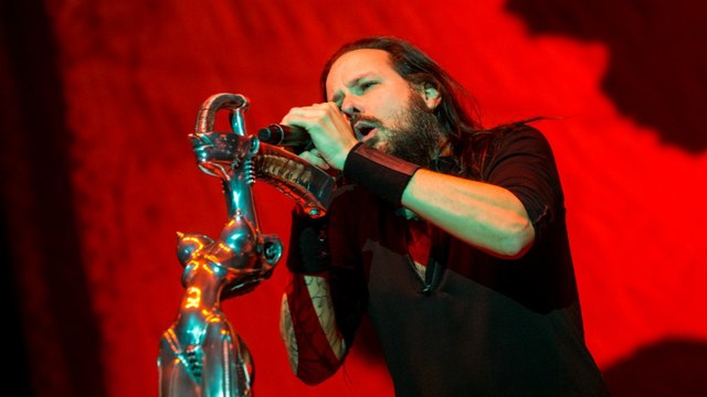 Korn’s singer talks about meeting Medal of Honor recipient in 2012