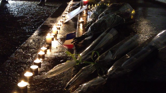 Attentats de Paris : Rassemblement à Lisieux