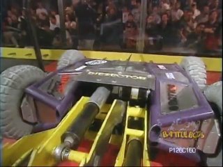 [BattleBots 2.0] Diesector vs. World Peace