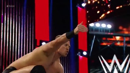 Cesaro vs The Miz Raw November 2 2015