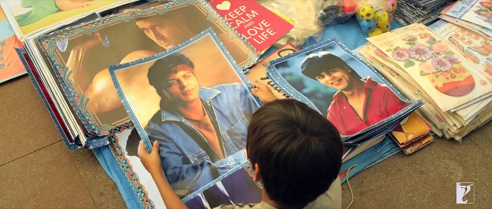 FAN - Teaser 2 - Introducing Gaurav Shah Rukh Khan