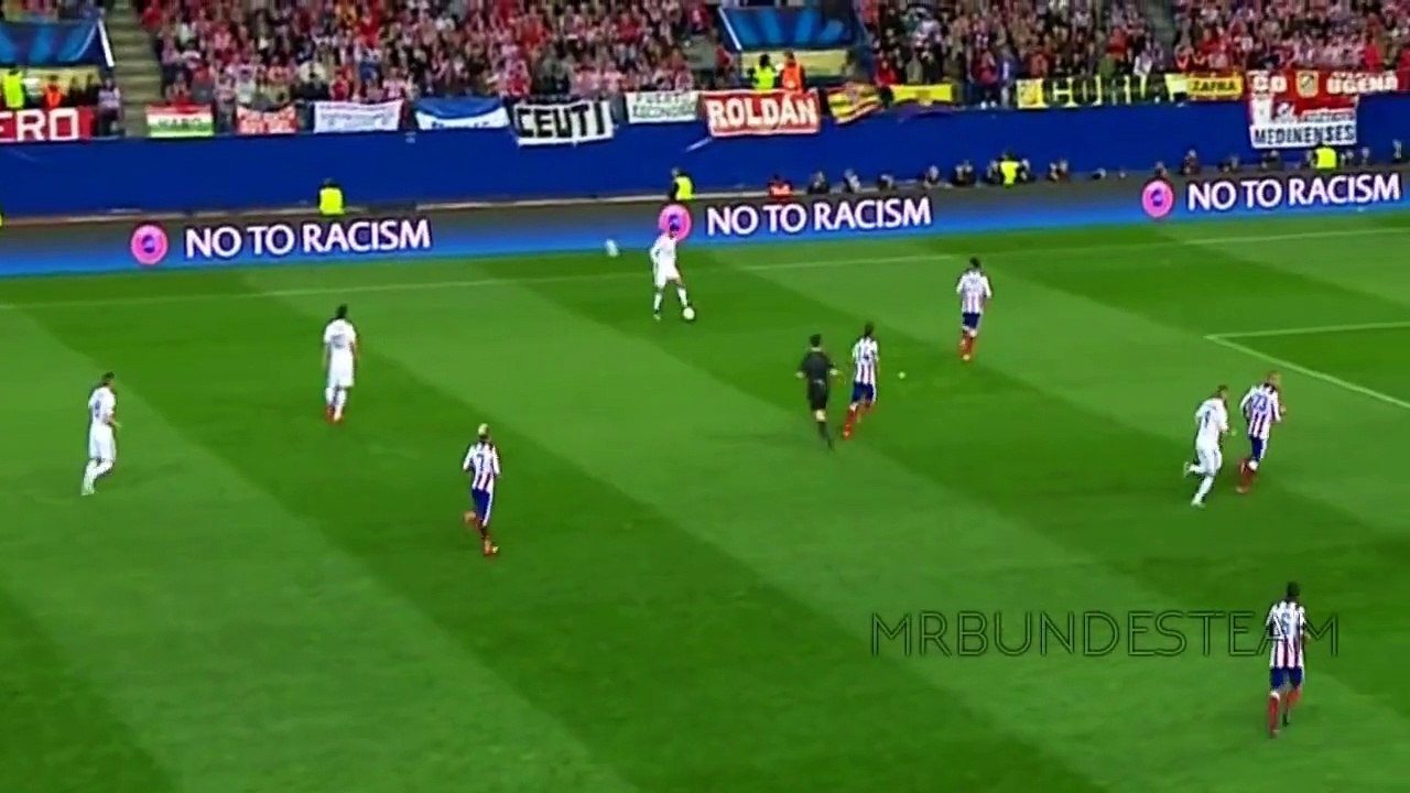 Cristiano Ronaldo Amazing Skills-Show 2015 HD