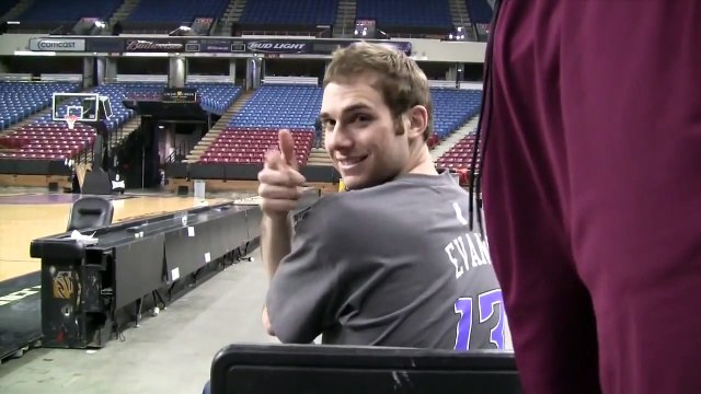 Tower Bridge Shot | Dude Perfect & Tyreke Evans 3