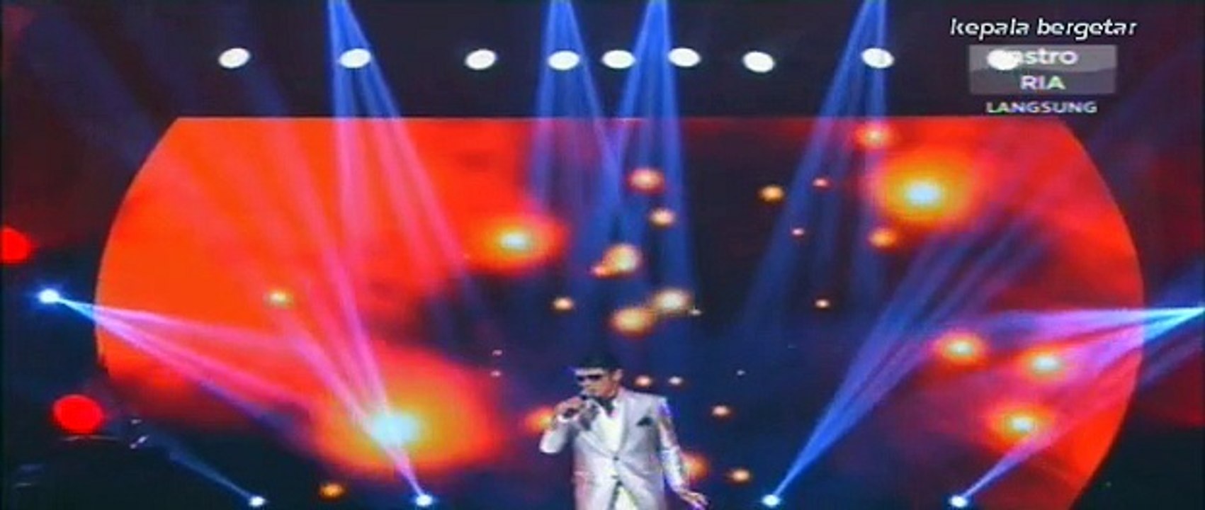 Jamal Abdillah - Kau Pada Janji n Aku Penghibur