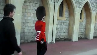 Queens Guard soldier turned rifle on tourist