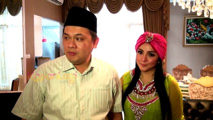 Regina Tutup Pintu Maaf Untuk Farhat Abbas