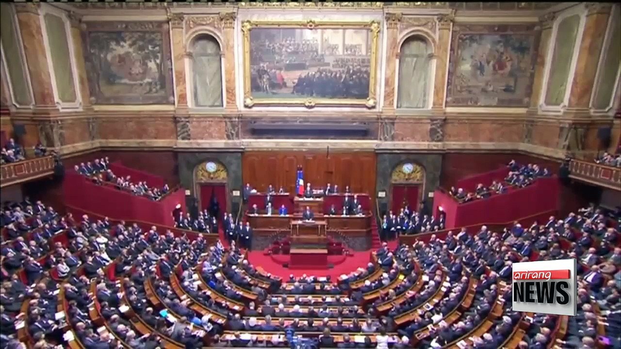 France vows to scale up military campaign against ISIS