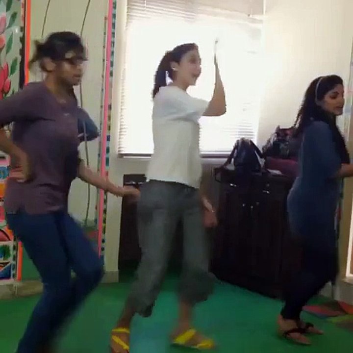 Urwa Hocaine Dance