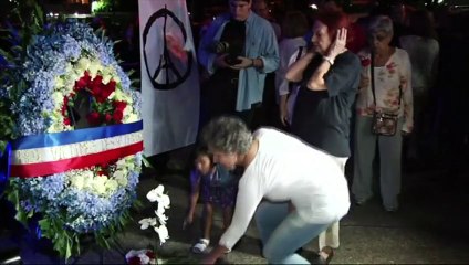 Dans le monde, des hommages aux victimes de attentats de Paris