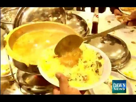 PMLN Workers attacked Food In Function Of Ayaz Sadiq