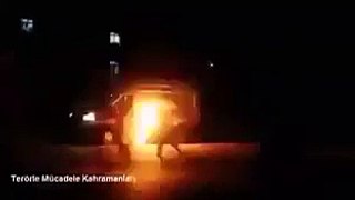 Kürt Teröristler Nusaybinde Hasta Almaya Giden Ambulansa Molotofla Saldırdı
