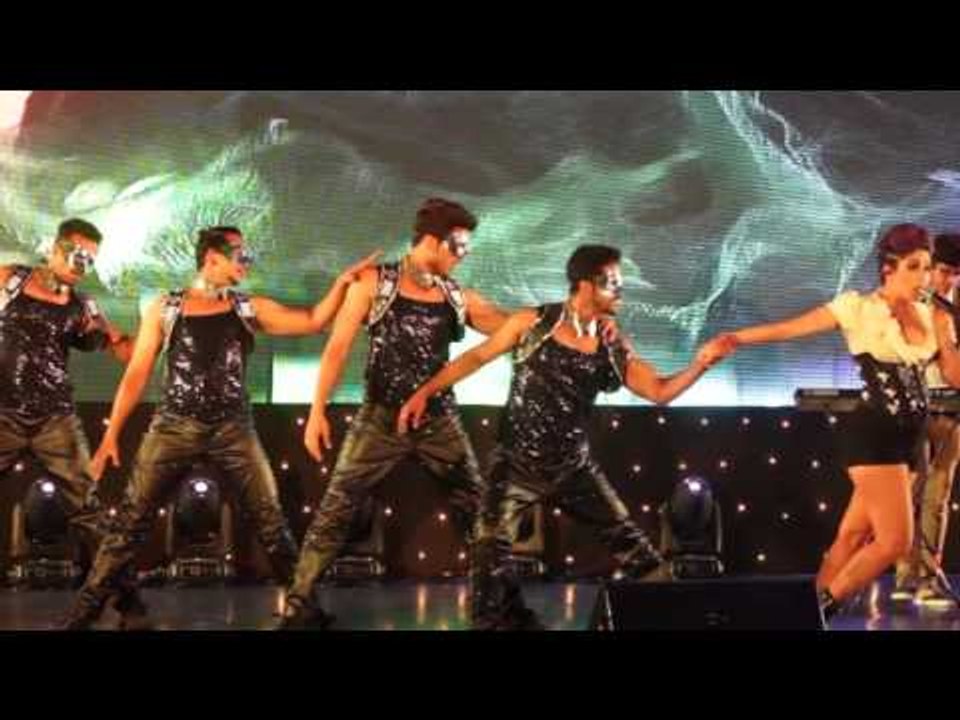 Neha Bhasin live in concert  at Hyatt Regency