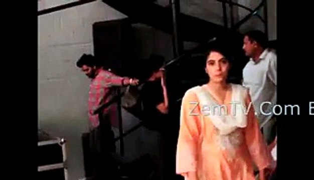 Watch How Meera Attacked The Producer of Nadia Khan Show