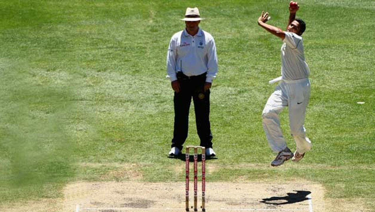 Anil Kumble All 10 Wickets against Pakistan