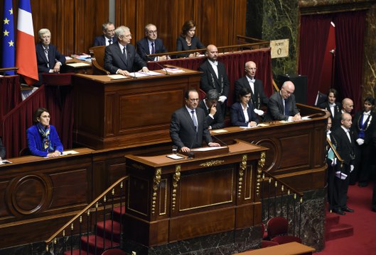 Ce que les télés à l’étranger retiennent du discours de Hollande au Congrès de Versailles