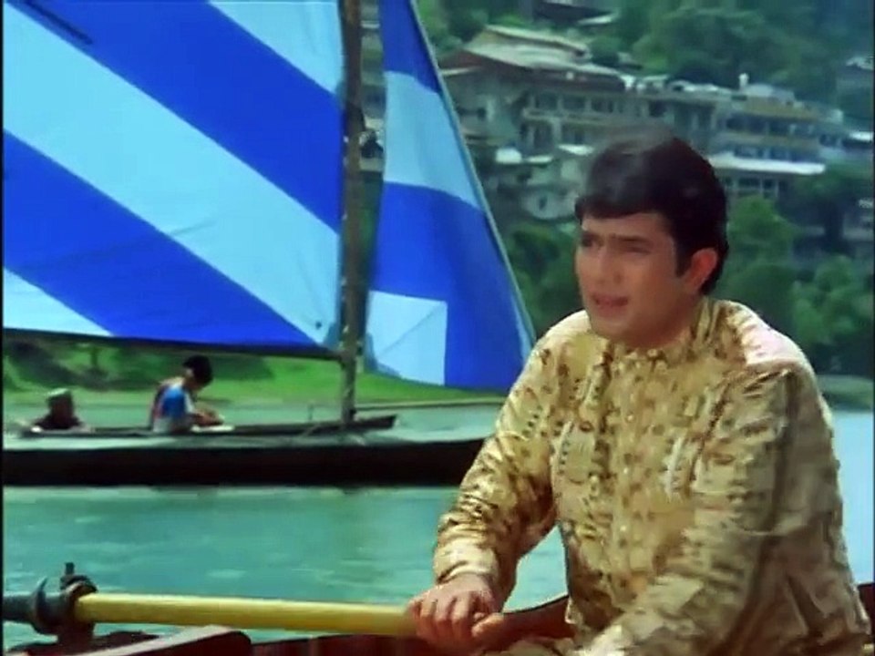 Jis Gali Main Tera Ghar Na Ho  - Kati Patang - Full Video Song