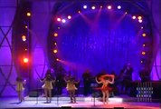Proud-Mary-Tina-Turner-Tribute---Beyonce---2005-Kennedy-Center-Honors