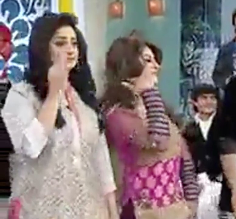 Chittiyan Kaliyan Dance Of Laila and Noor