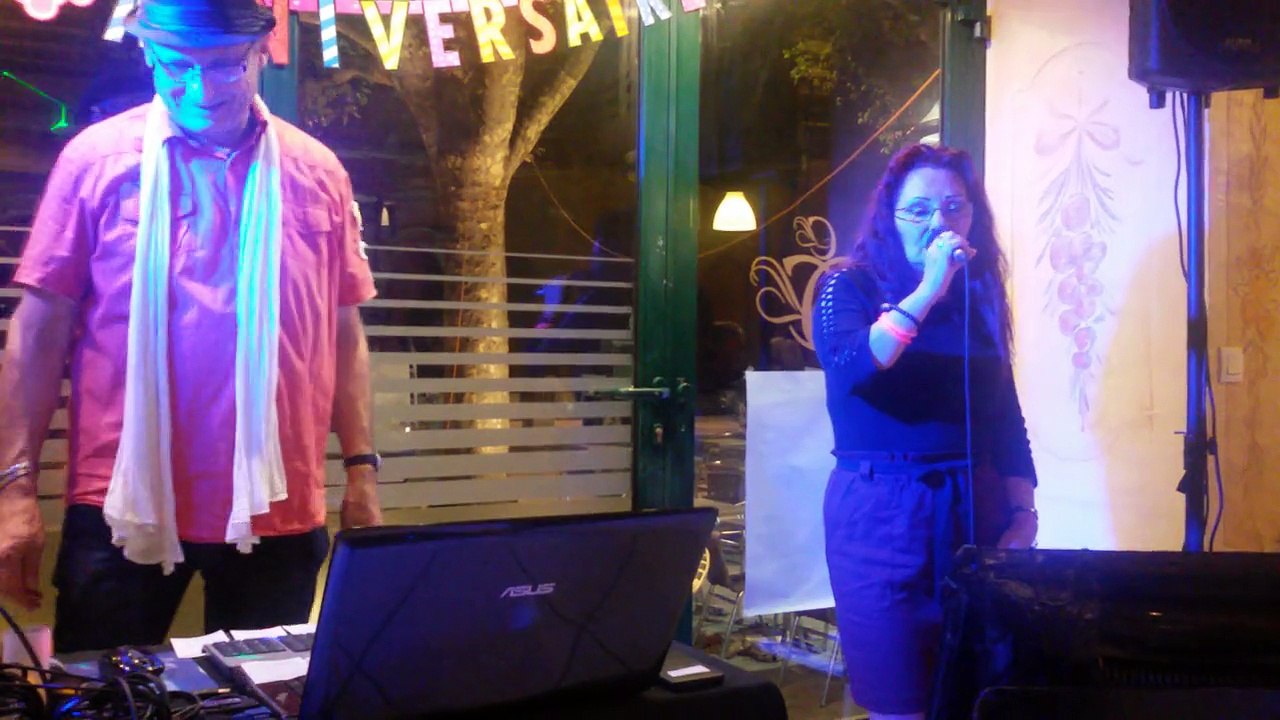 Martine interprète cette chanson merveilleuse