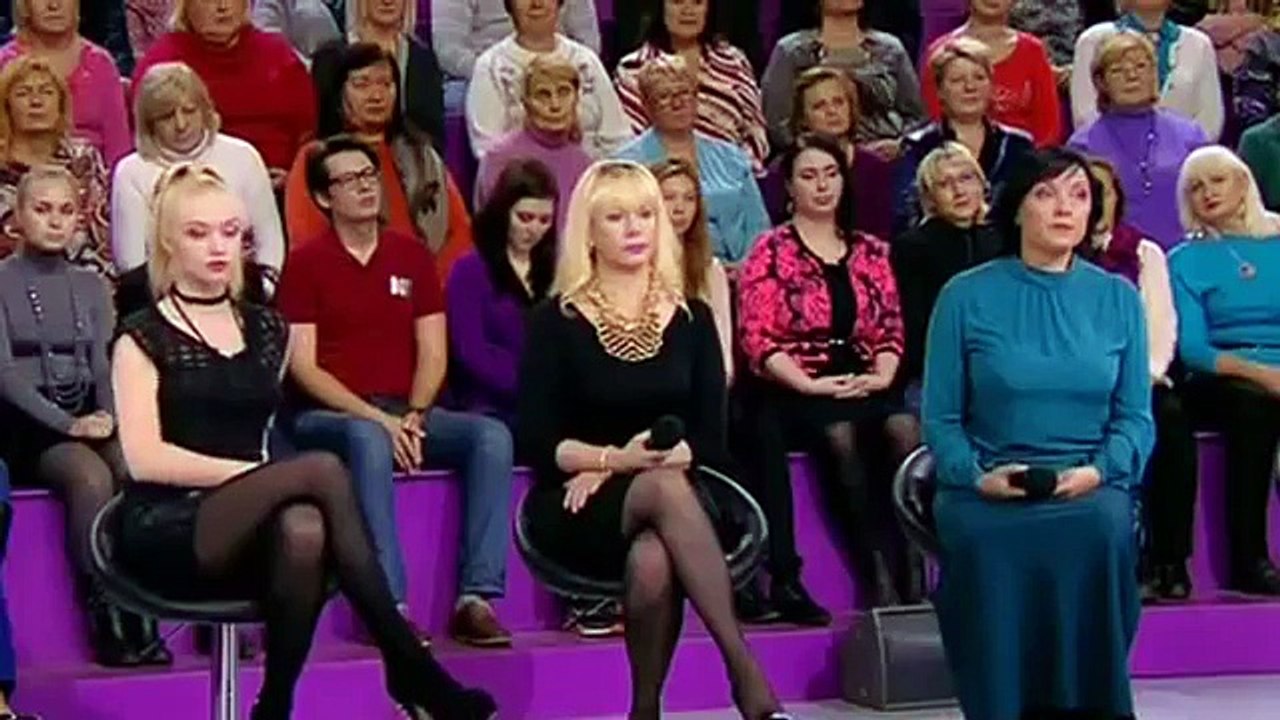 Мужское Женское 17.11.2015 Один в подъезде