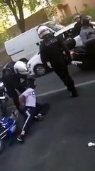 Un rider street cross menotté échappe au flics ! - vidéo Dailymotion