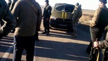 Ukraine War • Ukrainian forces bring bodies of soldiers from Post 32 near Smile