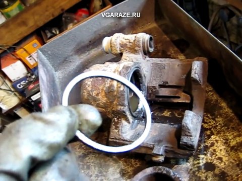 Ремонт переднего суппорта своими руками.
